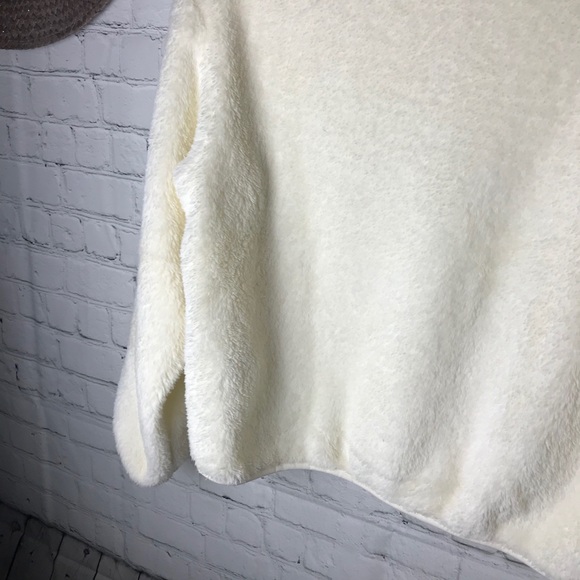 H&M Faux Shearling Sweater - Picture 11 of 11